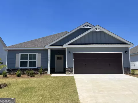 6878 Omaha Dr, Midland, GA 31820