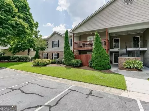 1607 Brighton Pt #1607, Sandy Springs, GA 30328