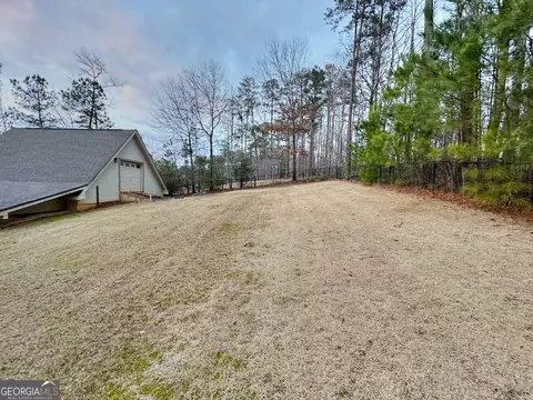 Exterior - 112 Millridge Dr, Lagrange, GA 30240 photo 12 of 15