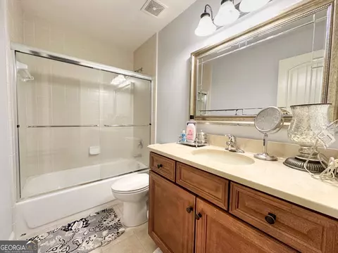 Bath - 112 Millridge Dr, Lagrange, GA 30240 photo 5 of 7