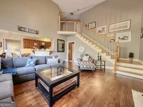 Living - 112 Millridge Dr, Lagrange, GA 30240 photo 9 of 10