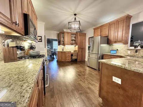 Kitchen - 112 Millridge Dr, Lagrange, GA 30240 photo 3 of 9