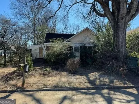 1658 Temple Ave, College Park, GA 30337