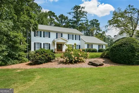 3691 Clubland Dr, Marietta, GA 30068