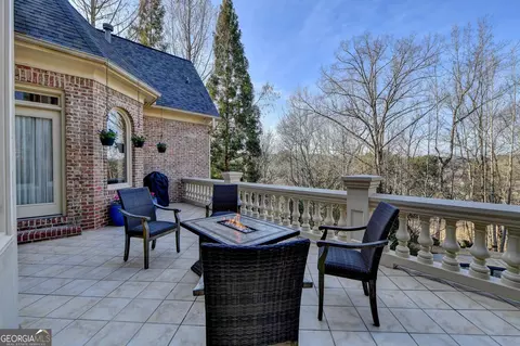 8225 Royal Troon Dr, Duluth, GA 30097 photo 5
