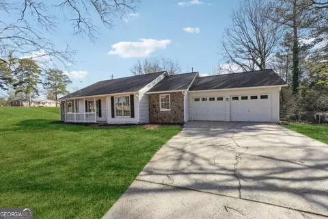 7976 Autumn Forest Dr, Jonesboro, GA 30236