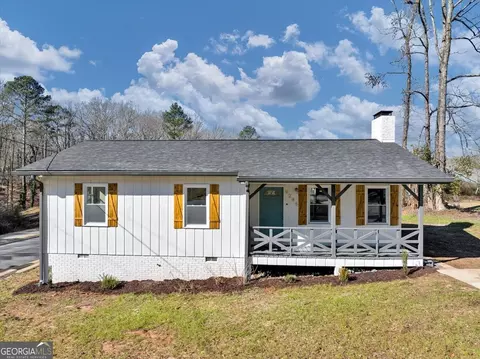 9246 Westview Dr SW, Covington, GA 30014