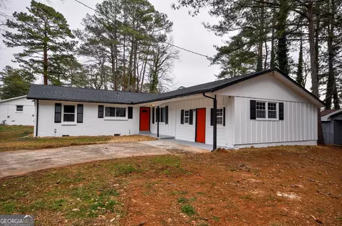 3605 Stanford Cir, Decatur, GA 30034