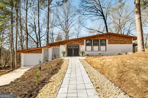 2949 Horse Shoe Dr SE, Atlanta, GA 30316