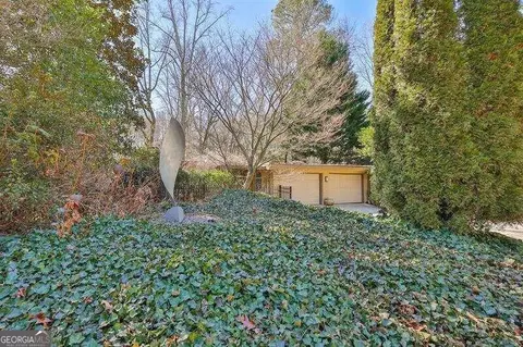 1477 Bubbling Creek Rd NE, Atlanta, GA 30319