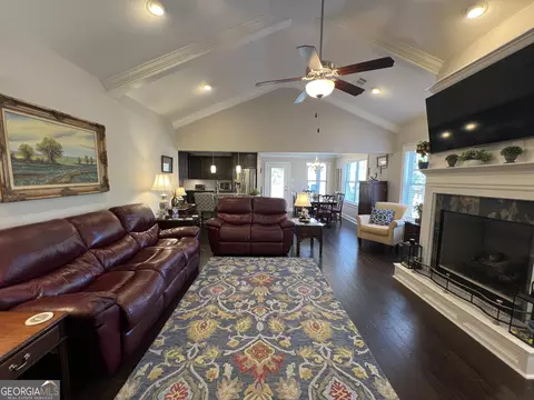 Living - 360 Linman Dr, Lagrange, GA 30241 photo 2 of 7