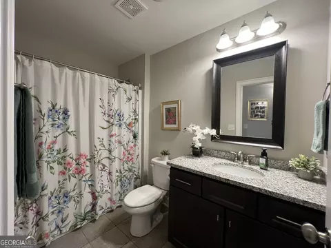 Bath - 360 Linman Dr, Lagrange, GA 30241 photo 6 of 7