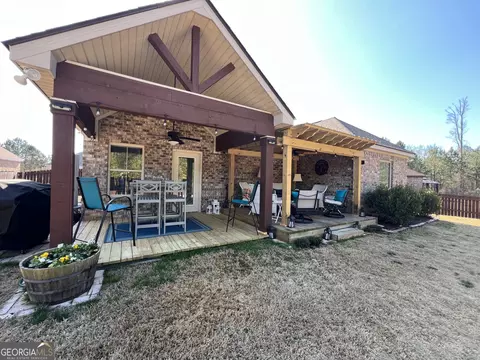 Exterior - 360 Linman Dr, Lagrange, GA 30241 photo 3 of 17