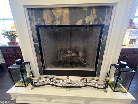 Living - 360 Linman Dr, Lagrange, GA 30241 photo 4 of 7