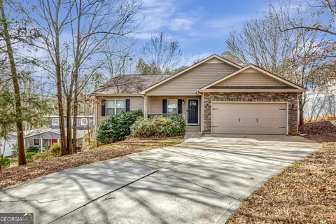 1028 Smyzer Rd, Townville, SC 29689