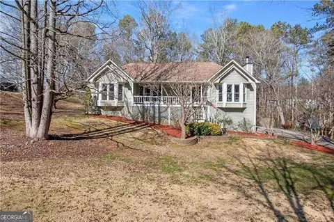 508 Stratford Dr, Douglasville, GA 30134