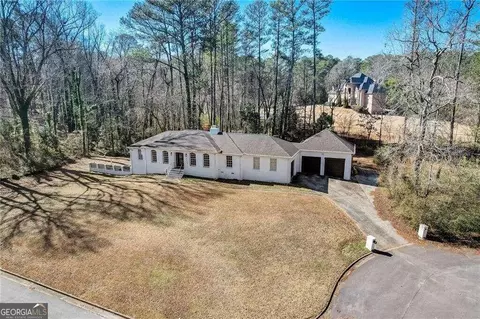 4265 Hidden Valley Dr, Atlanta, GA 30349