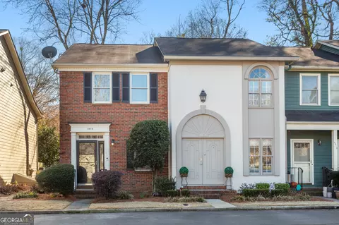 4014 Elm St, Chamblee, GA 30341 photo 2