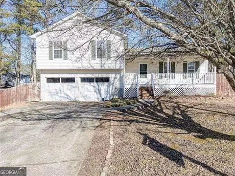 107 Ivy Green Ct, Dallas, GA 30157