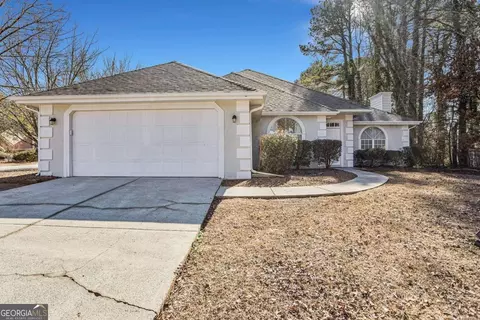 7175 Regent St, Lithonia, GA 30058