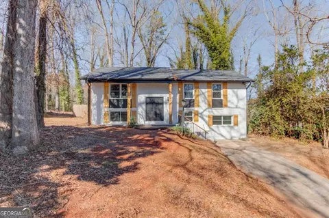 1606 Pine Glen Cir, Decatur, GA 30035
