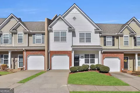 2369 Suwanee Pointe Dr, Lawrenceville, GA 30043
