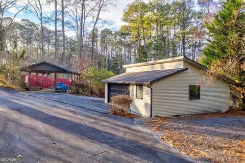 809 Willow Oak Cir, Woodstock, GA 30189