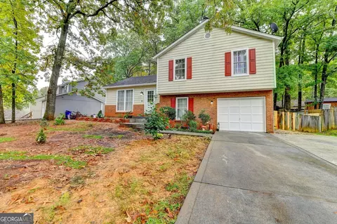1079 Forest West Ct, Stone Mountain, GA 30088