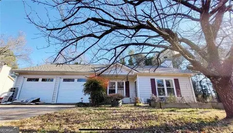 4325 Hidden Meadow Cir, Sugar Hill, GA 30518