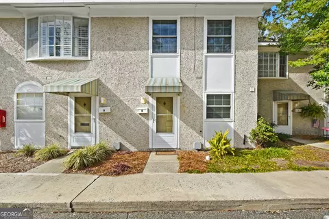 425 Magnolia Ave # B, St. Simons, GA 31522