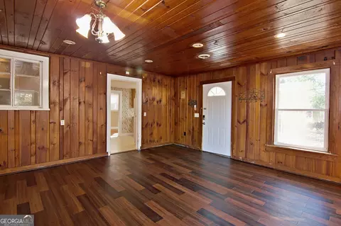 204 S Pine St, Walhalla, SC 29691 photo 17