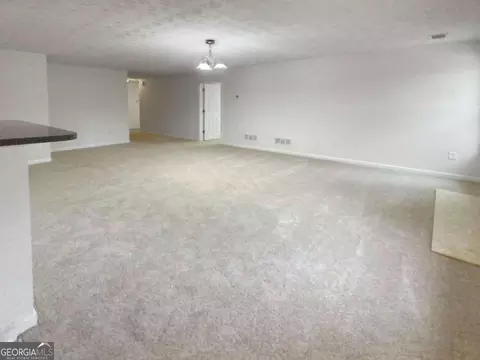 135 Sampson Ct, Covington, GA 30016 photo 10