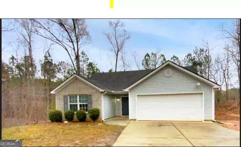 135 Sampson Ct, Covington, GA 30016