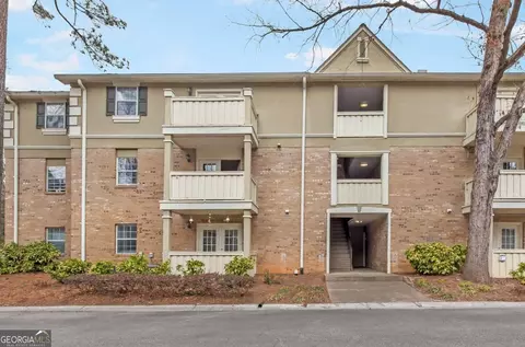 6900 Roswell Rd #Q30, Sandy Springs, GA 30328
