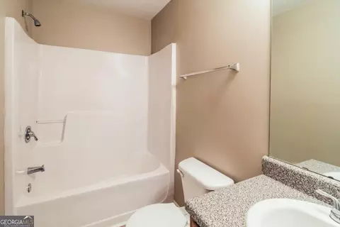 160 Middleton Dr, Covington, GA 30016 photo 13