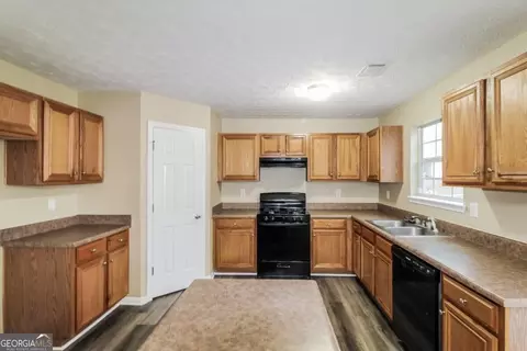 160 Middleton Dr, Covington, GA 30016 photo 7