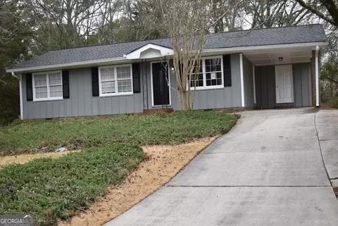 112 Amberwood Ln, Griffin, GA 30223