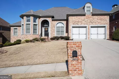 2870 Ivy Brook Ln, Buford, GA 30519