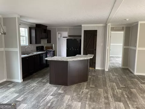 3717 Leach Rd, Gainesville, GA 30506 photo 4