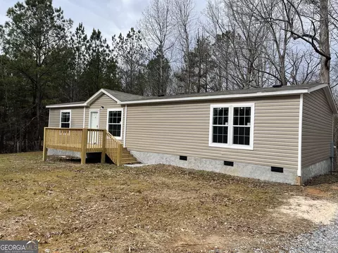 3717 Leach Rd, Gainesville, GA 30506