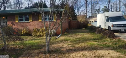 5455 Francis Ave, Stone Mountain, GA 30087