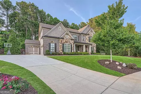 8060 Preservation Dr, Alpharetta, GA 30005