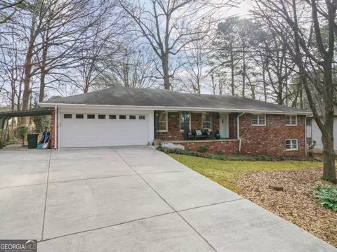2284 Midvale Cir, Tucker, GA 30084