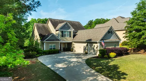1031 Greenwood Cir, Madison, GA 30650