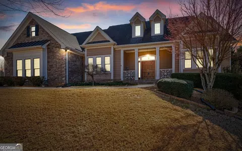 204 Saddlehorn Trl, Ball Ground, GA 30107