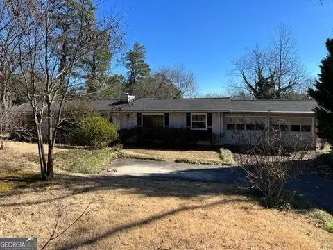 807 Santa Fe Trl, Woodstock, GA 30189