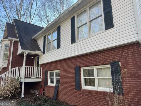 7020 Spout Springs Rd, Flowery Branch, GA 30542
