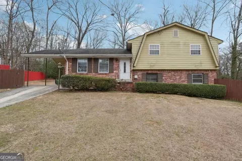 7100 Village Lane Ct, Jonesboro, GA 30236