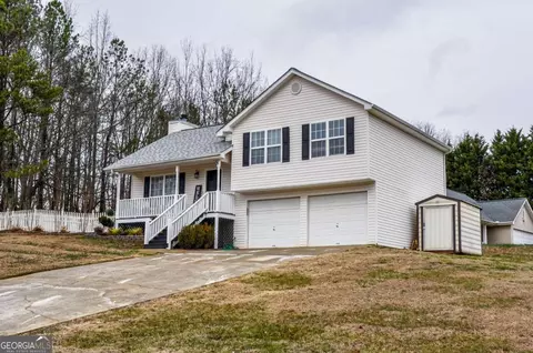3979 Parks Rd, Flowery Branch, GA 30542