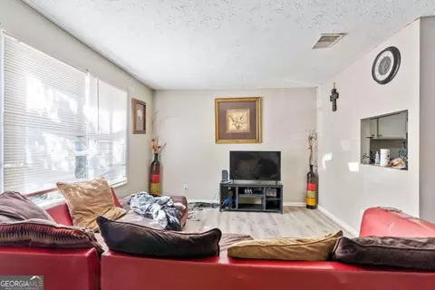 2082 Lenoa Ln, Austell, GA 30106 photo 3